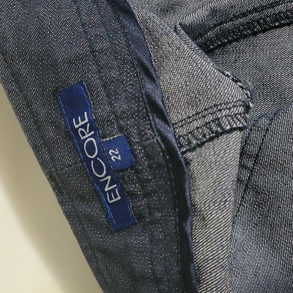 Wide leg jeans - Picture 7 of 13